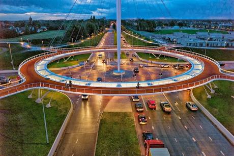 La impresionante rotonda aérea para bicicletas de los Países Bajos