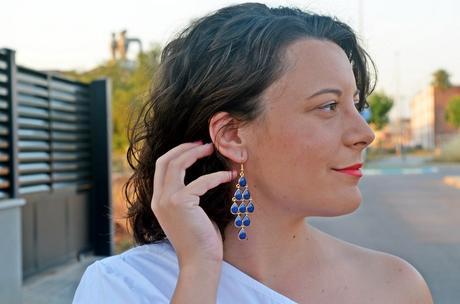 Falda de flores corte midi Falda de flores corte midi