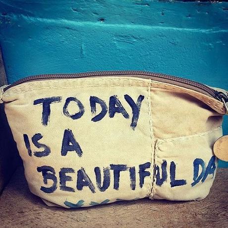 ali lamu canvas wash bag