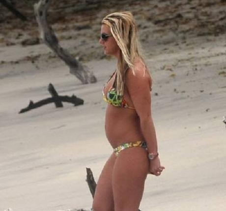 Peores fotos de celebridades en trajes de baño