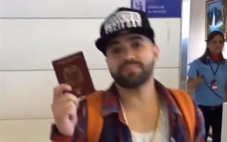 Anulación de pasaportes es “método de intimidación”