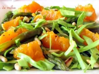 Ensalada de espárragos y naranja