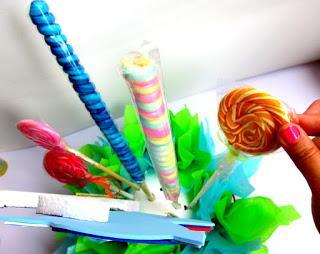 Aprende cómo hacer centros de mesa del capitán América para niños