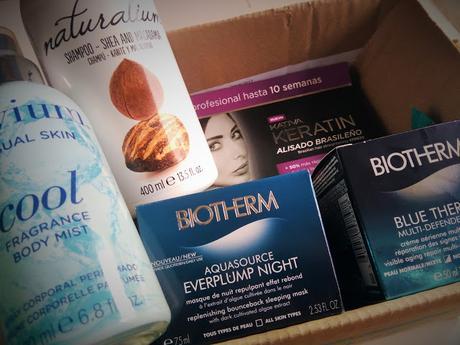 Aromas Beauty Box.
