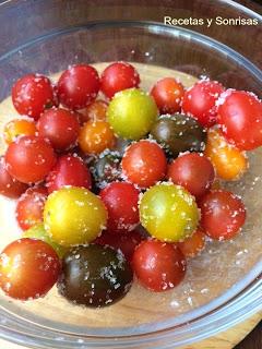 TOMATITOS CHERRY COMO APERITIVO Y ENSALADA CON BURRATA Y ALBAHACA