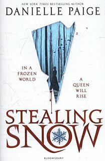 Stealing Snow, Danielle Paige (Roca Editorial)