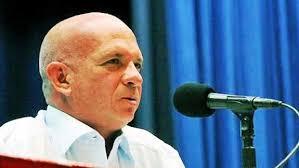 NO PRETENDAS MORIR A SOMBRERAZOS