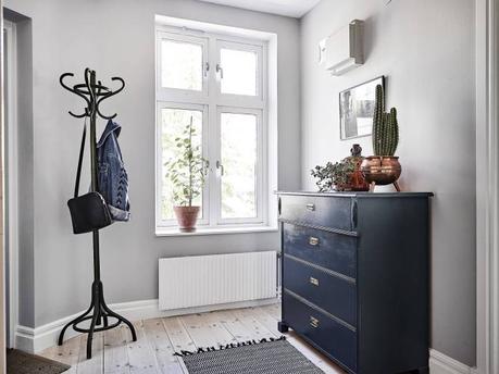 piso sueco pared de madera paneles de madera estilo nórdico decoración pisos pequeños decoración interiores blog decoración nórdica 