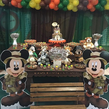 Fiesta tematica Mickey Safari