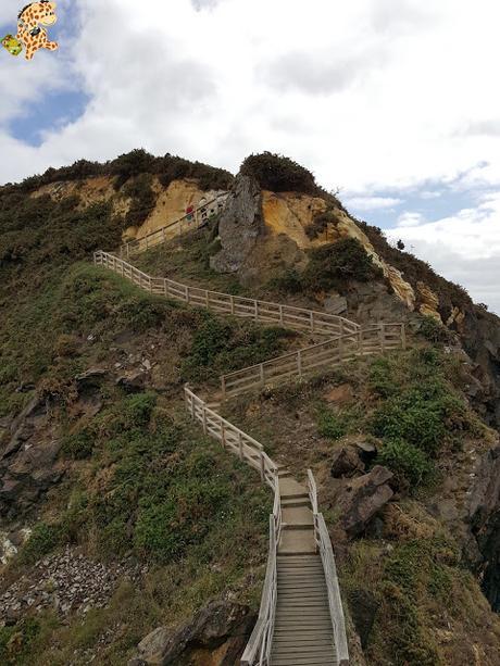 Cómo llegar y qué ver en O Fuciño do Porco (Punta Socastro) - O Vicedo