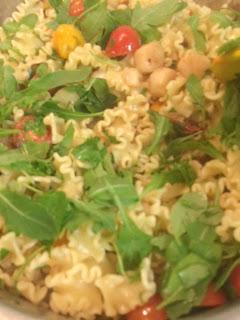 PASTA CON VIEIRAS, TOMATE SECO Y RÚCULA