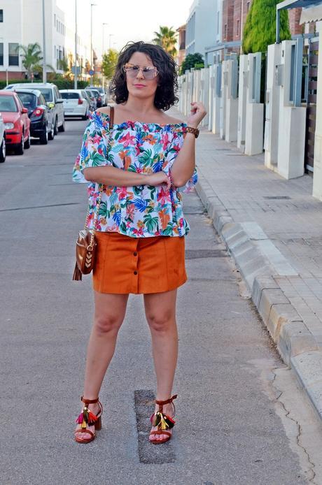 Blusa flores escote bardot