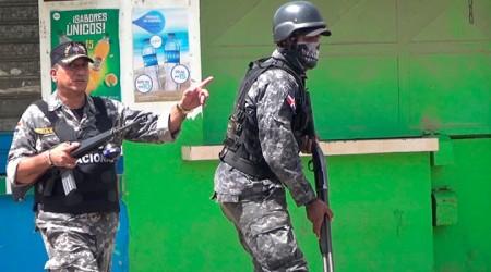 Varios policías heridos en medio de huelga en San Francisco de Macorís.