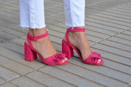 stradivarius-pink-sandals-frills