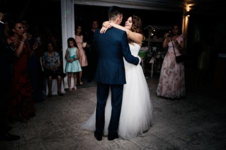 Laura y Gonzalo, amor, first look y una boda en la noche de San Juan