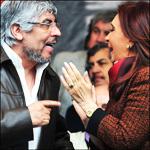 Argentina: Regalan bananas en Plaza de Mayo