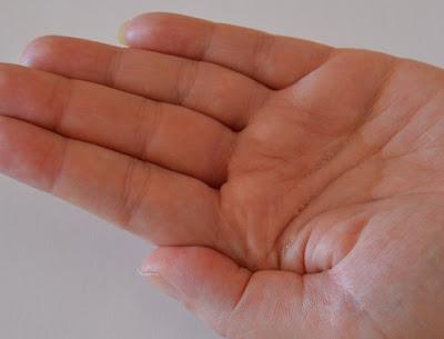 LULLAGE “RougeXpert” – una nueva gama para pieles sensibles con rojeces LULLAGE “RougeXpert” – una nueva gama para pieles sensibles con rojeces