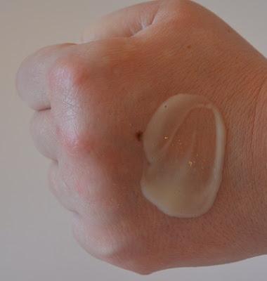 LULLAGE “RougeXpert” – una nueva gama para pieles sensibles con rojeces LULLAGE “RougeXpert” – una nueva gama para pieles sensibles con rojeces