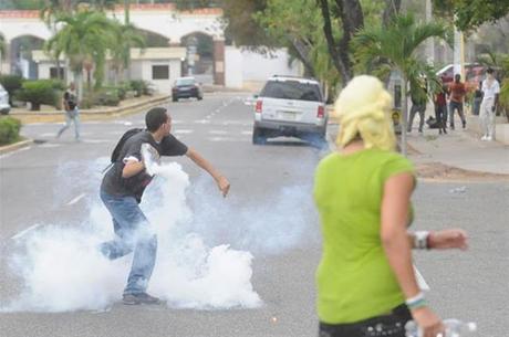 UASD suspende clases por segundo día consecutivo.