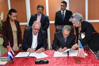 Firman acuerdo de cooperación comercial entre Houston y Cuba
