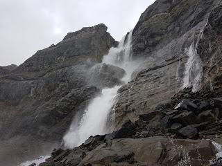 SENDERISMO EN YOHO: BOW GLACIER FALLS