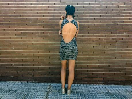 GREY BACKLESS