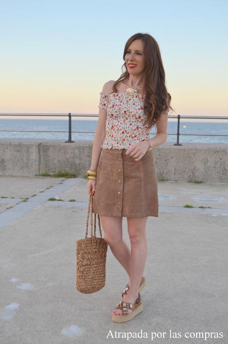 TOP DE FLORES OFF SHOULDERS