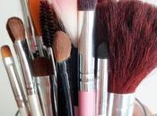 Cuando lavar brochas maquillaje?