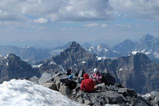 SENDERISMO EN LAKE LOUISE: MOUNT TEMPLE (3544 m)