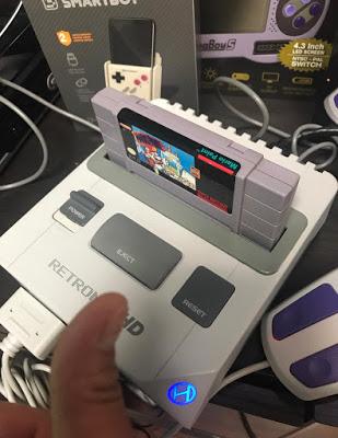 Hyperkin desafía a Nintendo con su particular version de la SuperNes Mini
