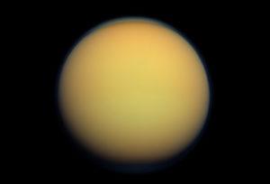 Se detecta más sustancias químicas esenciales para la vida en Titán
