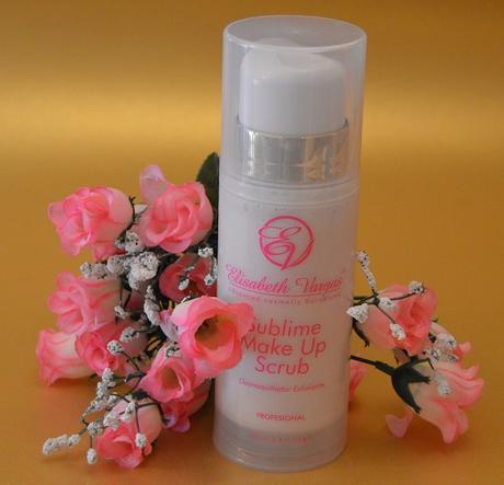 El limpiador exfoliante “Sublime Make Up Scrub” de ELISABETH VARGAS