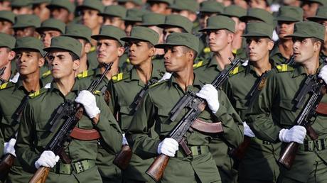 Autorizan a los “Homosexuales” a pasar el Servicio Militar en Cuba