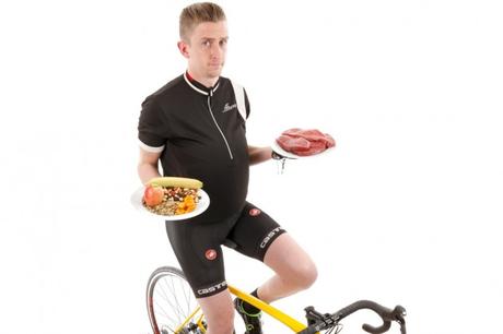 Sencillos pasos para controlar el peso en el ciclismo