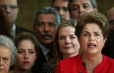 Dilma dice Occidente es irresponsable con Venezuela; busca crear un Irak y un Afganistán.