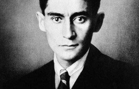 Los buitres de Franz Kafka.