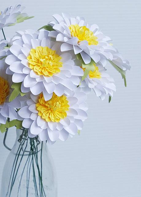 34 sencillas ideas de flores de papel para decoración