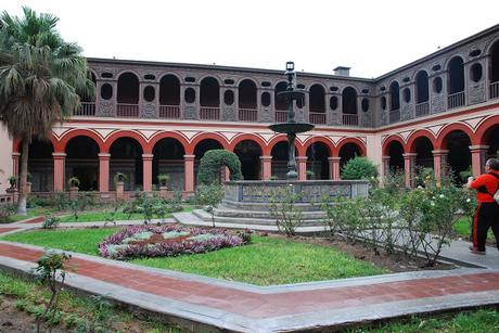CATEDRAL Y MUSEO LARCO