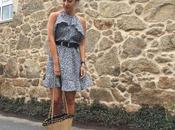 Vestido estampado espalda cordón