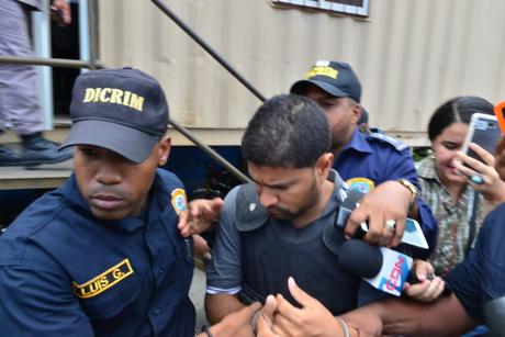 Trasladan a Najayo sacerdote acusado de matar menor de edad.