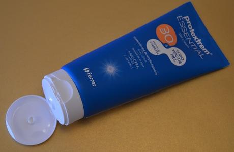 Una piel radiante y bronceada este verano con los productos solares de PROTEXTREM