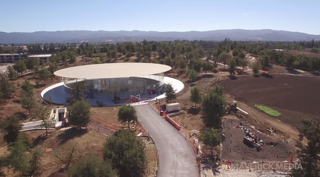 El auditorio Steve Jobs luce casi terminado para el debut del iPhone 8