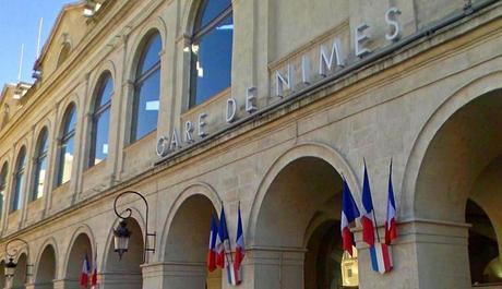 Fuerte tensión en la estación de tren de Nimes, Francia