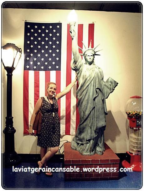 De Nueva York a París y de París a Tokio pasando por Barcelona (serie “Las damas de la libertad: las estatuas de Miss Liberty alrededor del mundo”)