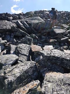 SENDERISMO EN BANFF: CASCADE MOUNTAIN (2998 m)