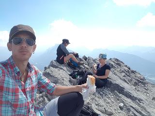 SENDERISMO EN BANFF: CASCADE MOUNTAIN (2998 m)