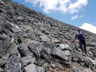 SENDERISMO EN BANFF: CASCADE MOUNTAIN (2998 m)