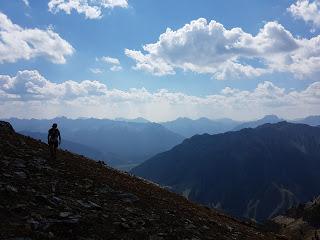 SENDERISMO EN BANFF: CASCADE MOUNTAIN (2998 m)