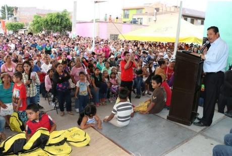 Alumnos de primarias municipales tendrán apoyo de útiles escolares