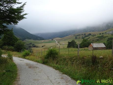 Ruta del Valle del Lago: Vista atrás del Valle